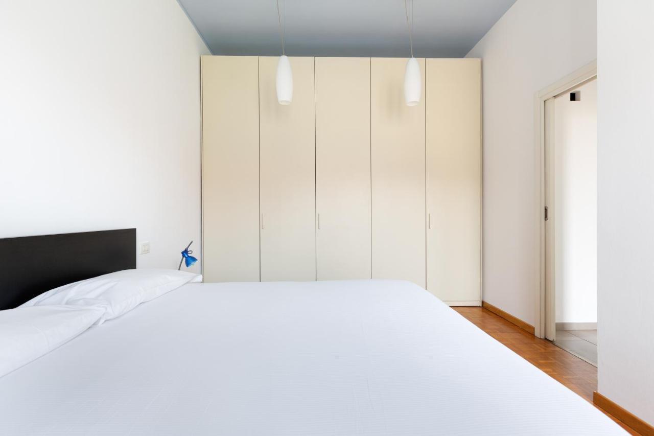 Ferienwohnung Cozy Apt With Balcony - Mm2 Sant'Agostino Mailand Exterior foto