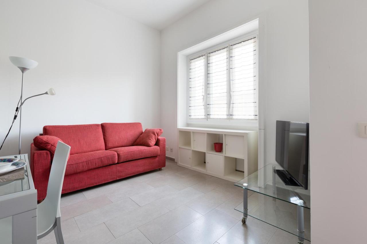 Ferienwohnung Cozy Apt With Balcony - Mm2 Sant'Agostino Mailand Exterior foto