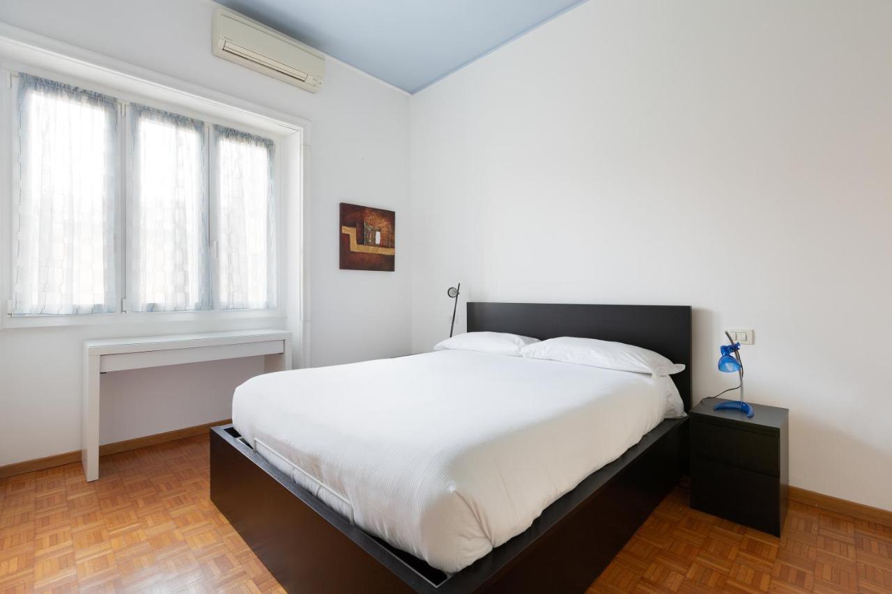 Ferienwohnung Cozy Apt With Balcony - Mm2 Sant'Agostino Mailand Exterior foto